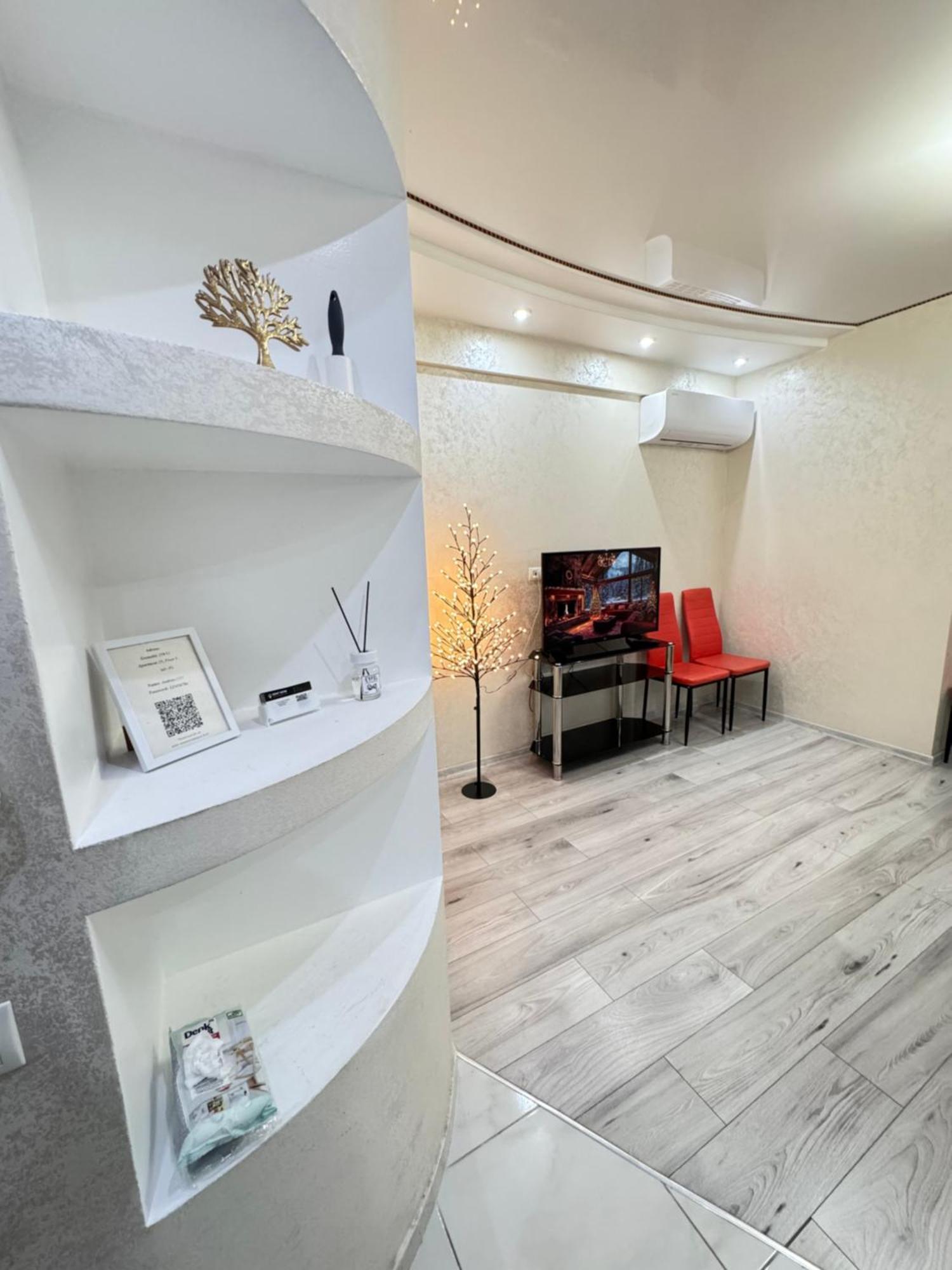 Two Bedroom Large Apartment In Chisinau Exterior photo